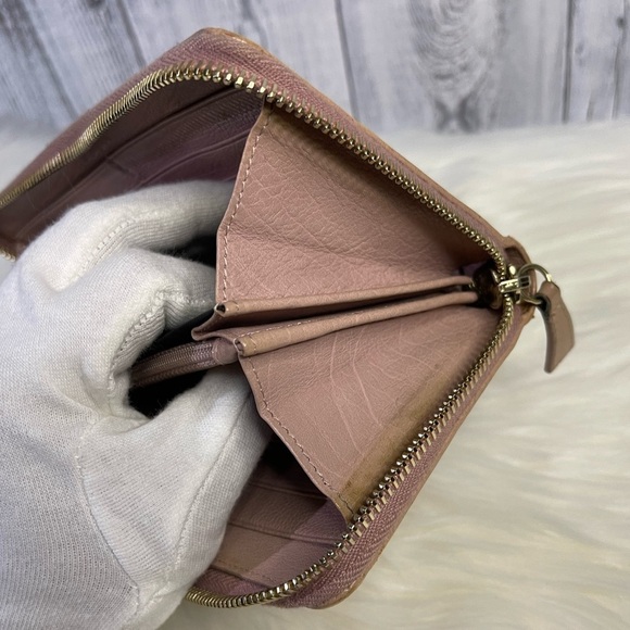 YVES SAINT LAURENT muse leather zip wallet in tan - Picture 9 of 16